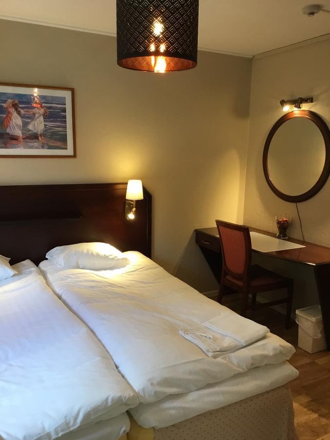 Dagsholm Hotell Färgelanda エクステリア 写真